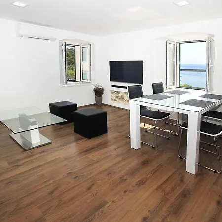 Fokus Seaview * ماكارسكا