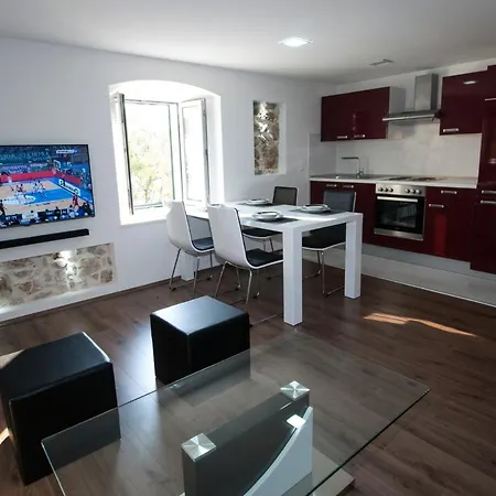 Fokus Seaview * ماكارسكا